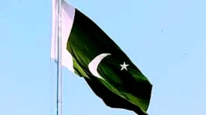 یو اے ای نے ہزاروں پاکستانیوں کو ملک سے راتوں رات نکال دیا، نہ مہلت دی گئی اور نہ وجہ بتائی گئی