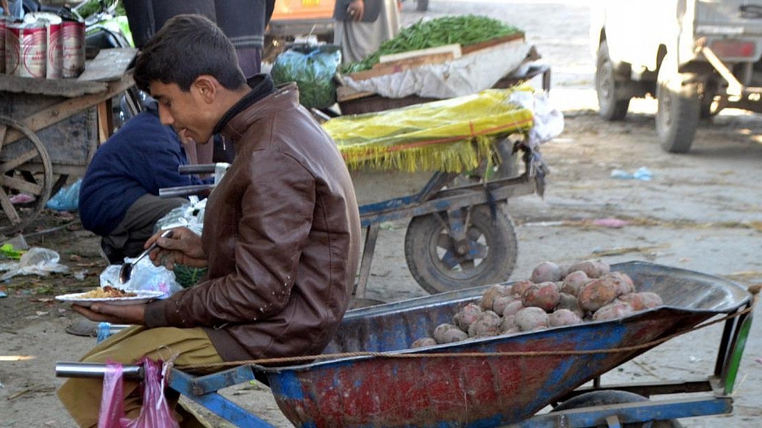 آخر پاکستان میں یہ تباہی کیوں!... ظفر آغا