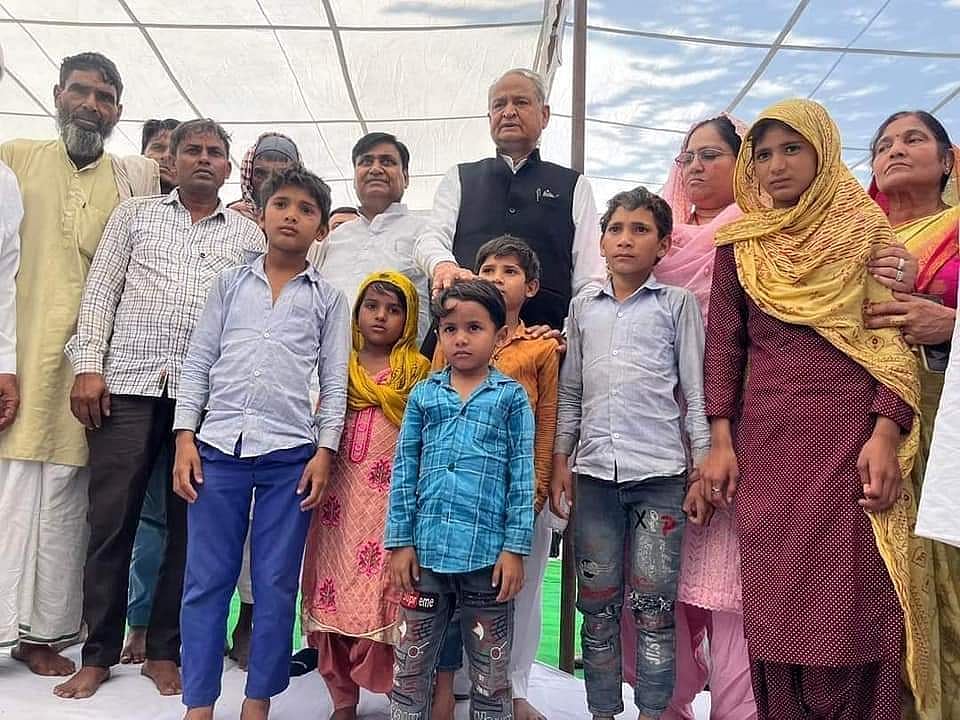 گئو رکشکوں کے ہاتھوں قتل ہوئے جنید اور ناصر کے اہل خانہ انصاف کے منتظر، قاتل پولیس کی پہنچ سے باہر