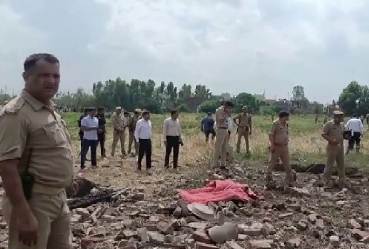 اتر پردیش: بلند شہر واقع کیمیکل فیکٹری میں کئی زوردار دھماکے، لاشوں کے چیتھڑے دور تک جا گرے