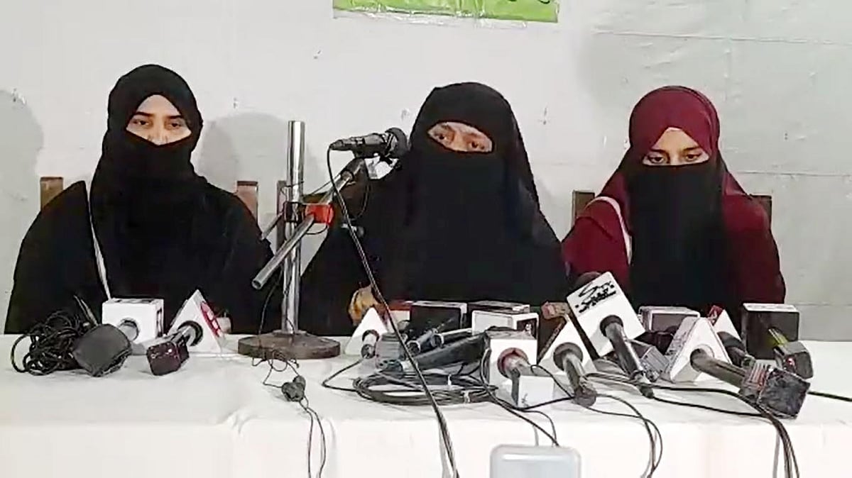 عتیق احمد کی بہن کا یوگی کے وزیر پر الزام، کہا- ’میرے بھائی سے 5 کروڑ روپے لیے گئے‘