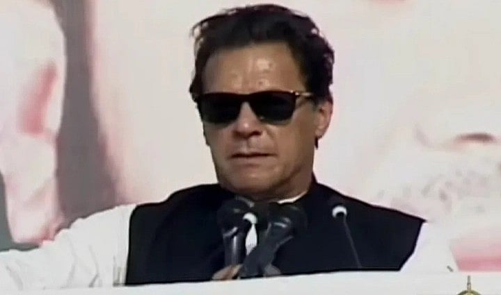 عمران خان عدالت میں پیش ہوسکتے ہیں، وارنٹ گرفتاری معطل کرنے کی درخواست خارج