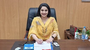 حج 2026 کے لیے محرم زمرہ میں خواتین عازمین سے درخواستیں مطلوب