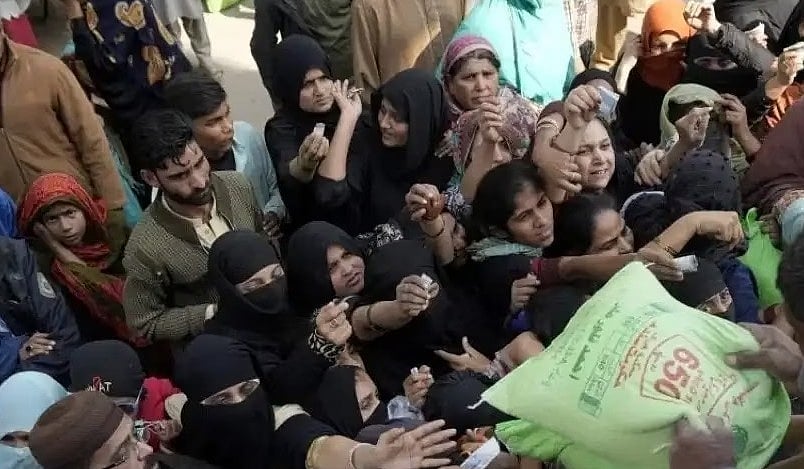 پاکستان میں خاندانی منصوبہ بندی کرنا ’بدنامی‘ کا باعث کیوں؟