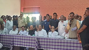 مہاراشٹر: شندے حکومت مارچ کر رہے کسانوں کے آگے جھکنے کو ہوئی مجبور، سبھی مطالبات ماننے کا اعلان