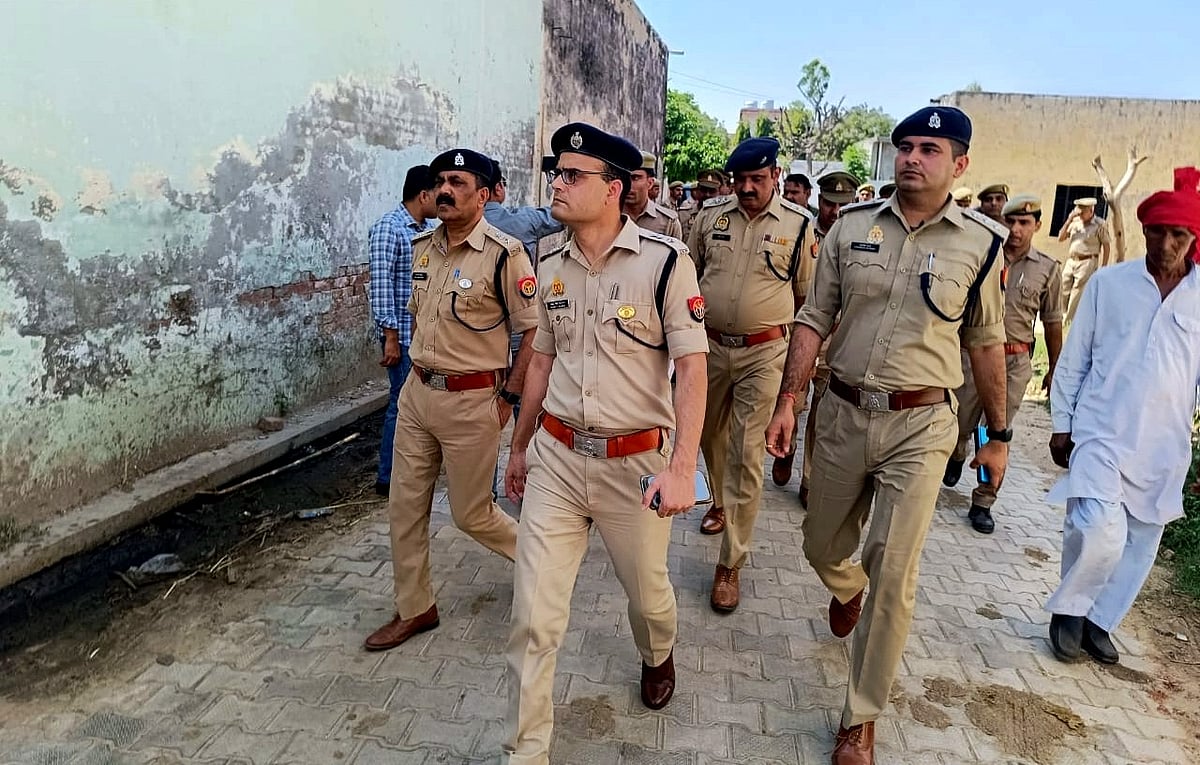 میرٹھ کے گاؤں پلڑا میں مسلم مخالف تشدد، گھروں اور فصلوں کو جلا دیا گیا، لوگوں میں خوف و ہراس