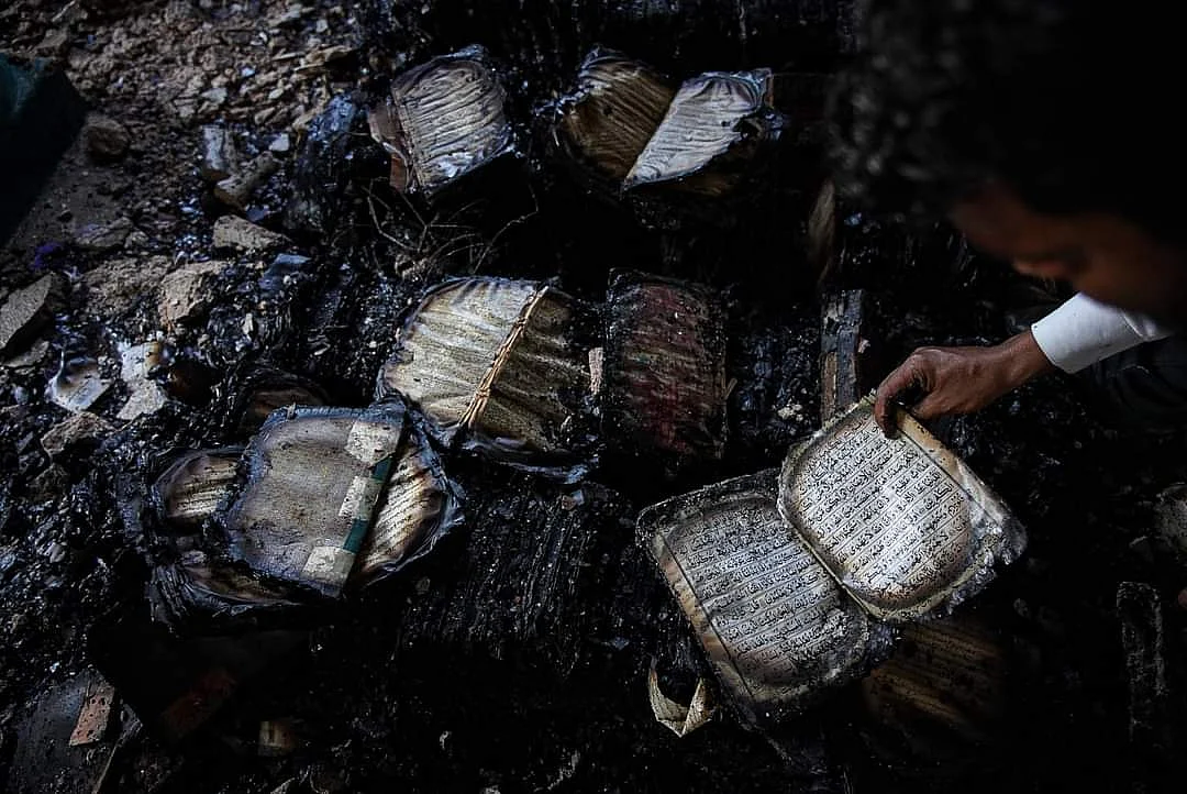 بہار میں رام نومی جلوس کے دوران مدرسہ عزیزیہ کو نہیں بلکہ 100 سالہ تاریخ کو نذرِ آتش کیا گیا