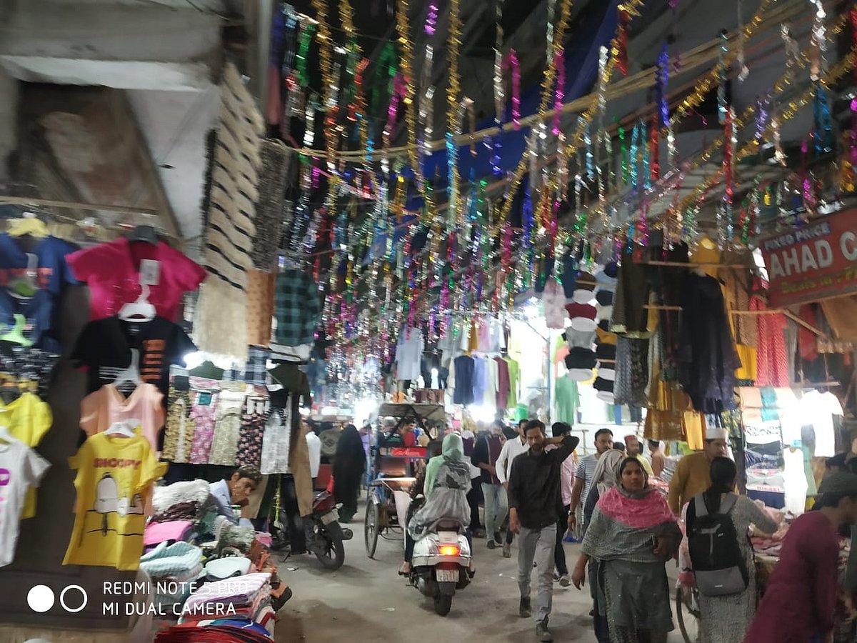 دہلی: اوکھلا کے ذاکر نگر میں رمضان کی رات کی بات ہی کچھ اور ہے!