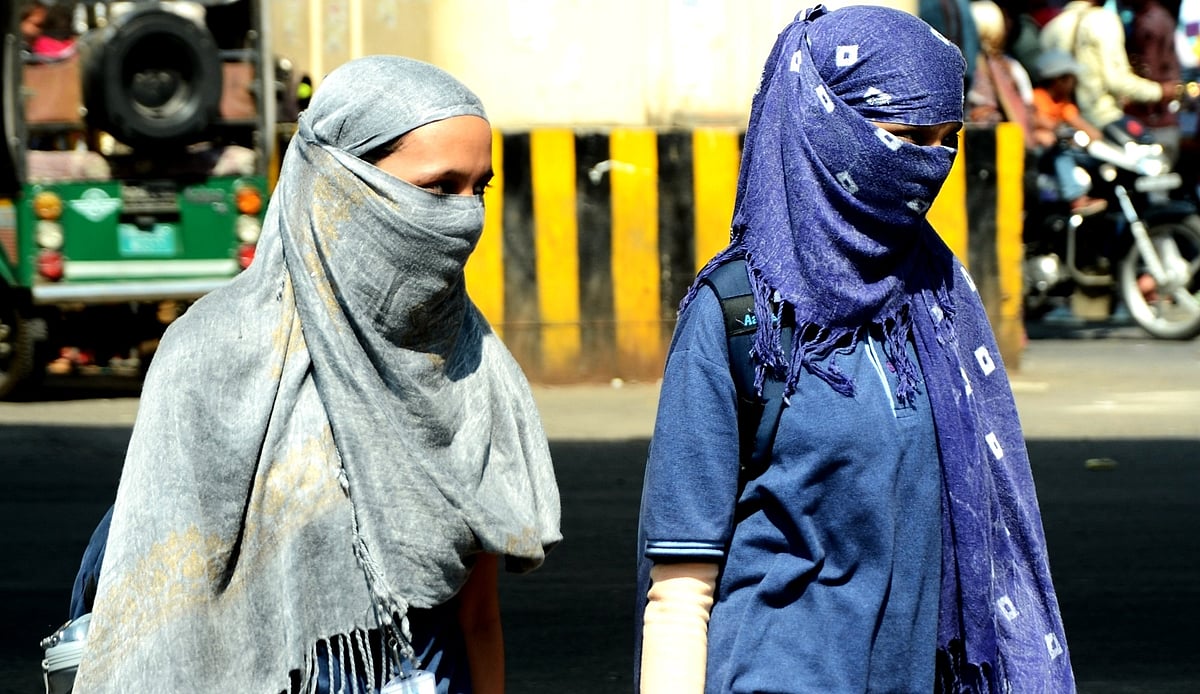 ملک بھر میں چلچلاتی دھوپ، لو کے تھپیڑوں اور شدید گرمی نے کیا جینا محال