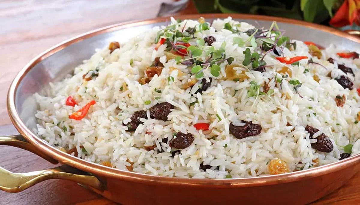 کیا پکے ہوئے بچ جانے والے چاول مضرِ صحت ہو سکتے ہیں؟ ماہرین کیا کہتے ہیں؟
