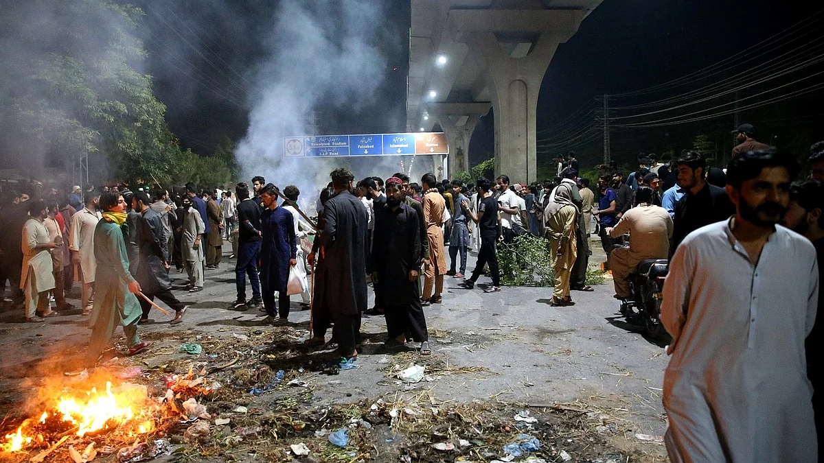 <div class="paragraphs"><p>پاکستان میں تشدد / Getty Images</p></div>