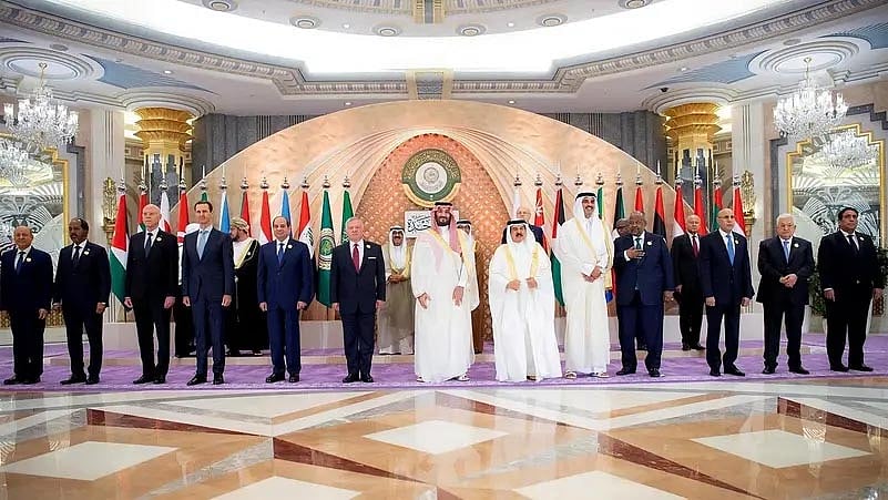 <div class="paragraphs"><p>عرب لیگ کا اجلاس</p></div>