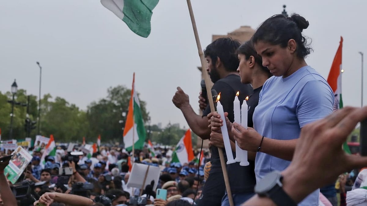 28 مئی کو نئے پارلیمنٹ ہاؤس کے  سامنے پہلوانوں کی ’خواتین مہا پنچایت‘