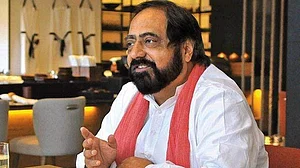 مشہور و معروف اداکار و ہدایت کار عامر رضا حسین نمناک آنکھوں کے درمیان سپردِ خاک
