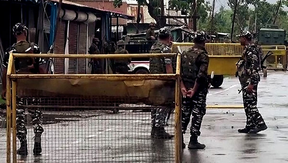 منی پور میں انتہا پسندوں نے جوان کو گولی ماری، جلائے کئی گھر