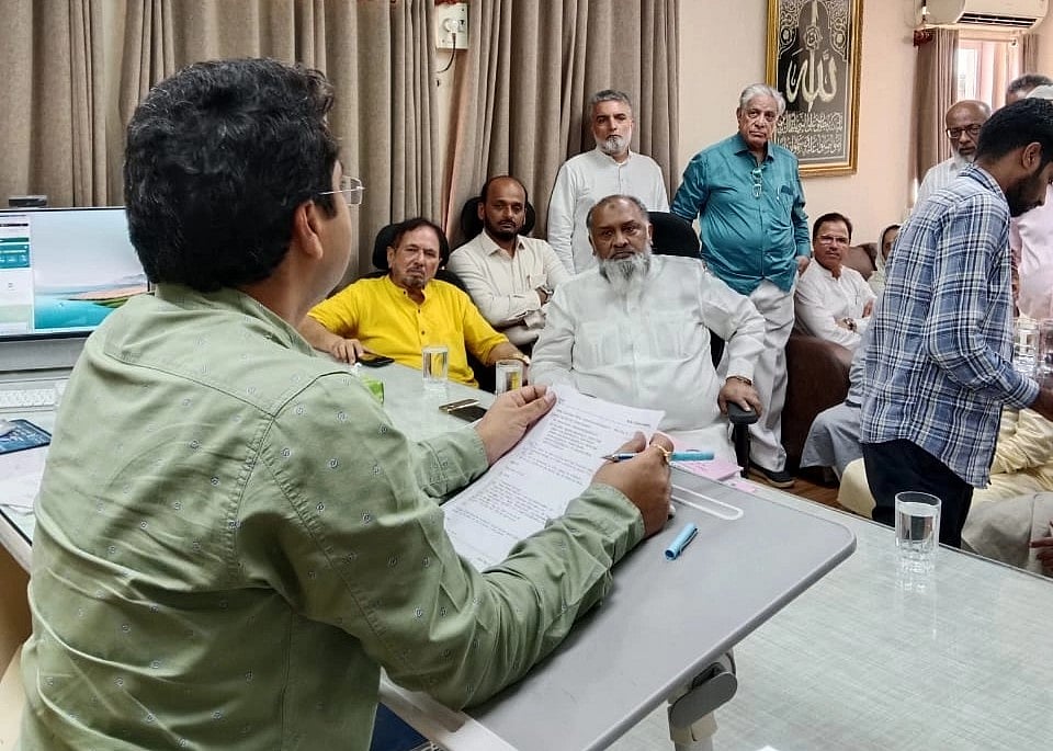 حج 2023: عازمین حج کی خدمت انجام دینے والے کارکنان کی ممبئی ایئرپورٹ میں ’نو انٹری‘ سے بے چینی