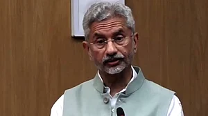 نئے پارلیمنٹ ہاؤس میں ’غیر منقسم ہندوستان‘ کی تصویر پر ہنگامہ، پاکستان-نیپال کے اعتراض پر جئے شنکر نے دیا جواب