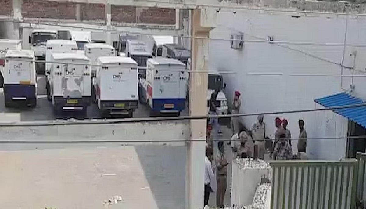 لدھیانہ میں فلمی انداز میں کروڑوں کی لوٹ، اے ٹی ایم کیش کمپنی کے آفس میں گھس کر 7 کروڑ روپے کی لوٹ