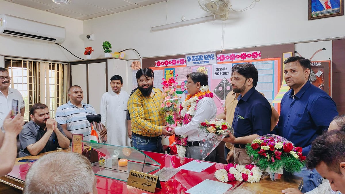 تسلیم احمد نے ’سروودے بال ودیالیہ جعفر آباد‘ میں پرنسپل کے عہدہ کی ذمہ ادری سنبھالی