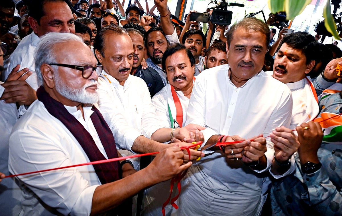 مہاراشٹر: ’اجیت پوار نے پوری تیاری کے ساتھ پارٹی توڑی، قانونی صلاح بھی لی‘، چھگن بھجبل کا انکشاف