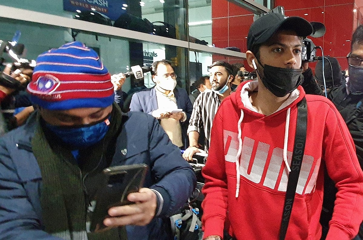 برطانیہ کی یونیورسٹیوں میں 40 ہزار ہندوستانی طلبا کی ڈگری پھنسی، آگے کی تعلیم میں مشکلات کا سامنا