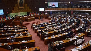 اسلامی تعاون تنظیم کا قرآن کو نذر آتش کرنے کے واقعات پر مغربی ردِعمل پر اظہارِ مایوسی