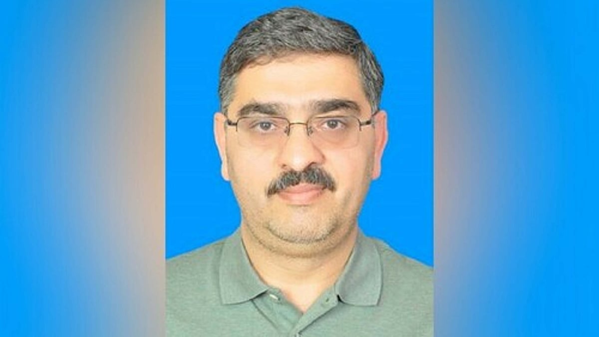 <div class="paragraphs"><p>انوار الحق کاکڑ / بشکریہ جنگ</p></div>
