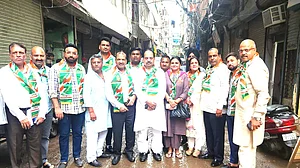 کانگریس کی مضبوطی کے لیے چودھری متین احمد نے کسی کمر