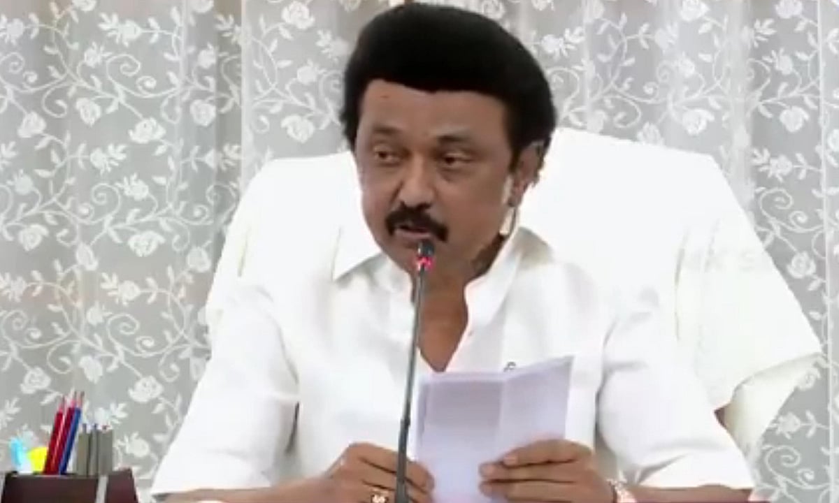 ’منی پور یا کمبھ میں ہوئیں اموات پر جانچ کمیشن نہیں بھیجا، لیکن کرور میں فوراً ٹیم بھیجی جا رہی‘، اسٹالن کا مرکز پر حملہ