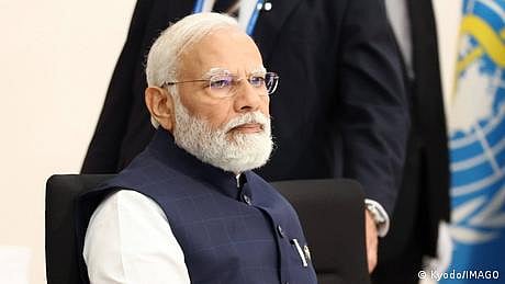 بی جے پی کا سنگھاسن ڈانواڈول