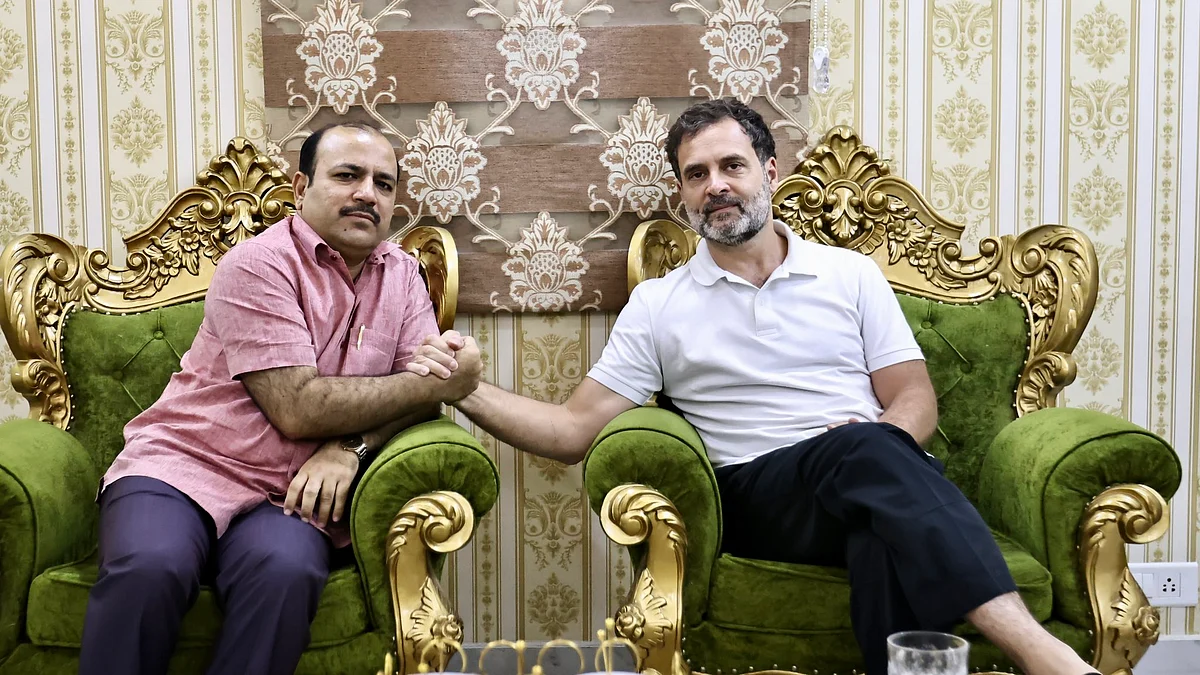 <div class="paragraphs"><p>راہل گاندھی اور دانش علی، تصویر&nbsp;<a href="https://twitter.com/RahulGandhi">@RahulGandhi</a></p></div>