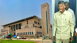 آندھرا پردیش کے سابق وزیر اعلی چندرا بابو نائیڈو کو 52 دن بعد ملی ضمانت