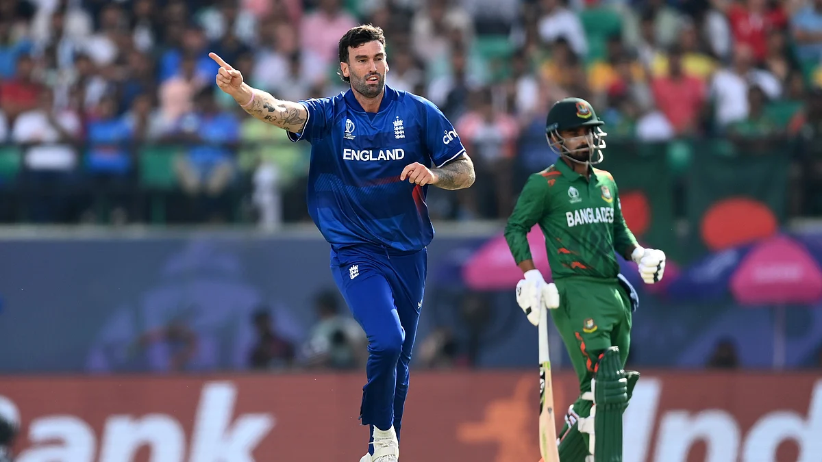 <div class="paragraphs"><p>انگلینڈ کے تیز گیندباز ریس ٹاپلی، تصویر&nbsp;<a href="https://twitter.com/englandcricket">@englandcricket</a></p></div>