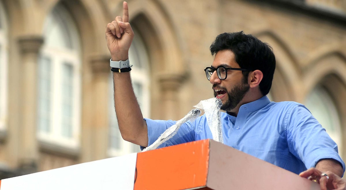 ’پیسہ اور تفریح لوگوں کی زندگیوں سے زیادہ عزیز‘، ایشیا کپ میں ہندوستان-پاکستان میچ پر آدتیہ ٹھاکرے کا مرکزی حکومت پر طنز