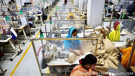 بنگلہ دیش: کارکنوں کے خلاف مقدموں کے بعد 150 گارمنٹ فیکٹریاں بند