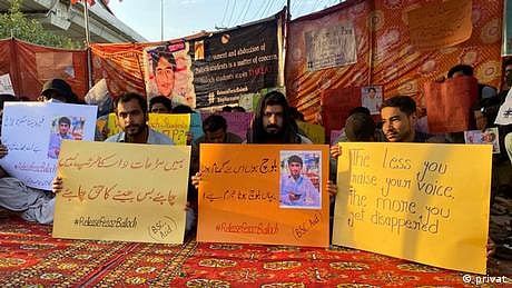 ’لاپتہ بلوچ طلبہ کو واپس لائیں ورنہ وزیراعظم عدالت پیش ہوں‘
