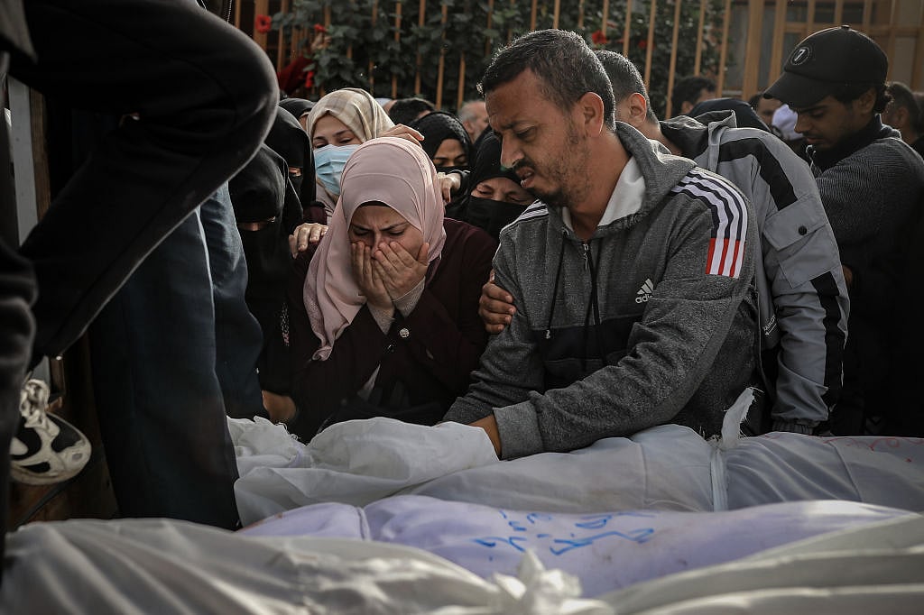بیچارے فلسطینی جائیں تو جائیں کہاں!