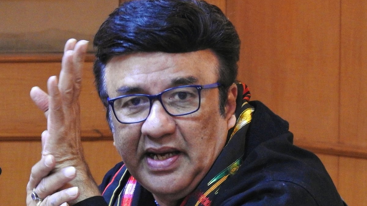 انوملک نے اپنی موسیقی سے ناظرین کو مسحور کیا