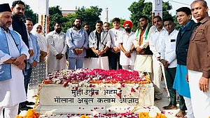 دہلی کانگریس اقلیتی شعبہ کی جانب سے مولانا ابوالکلام آزاد کو خراج عقیدت پیش
