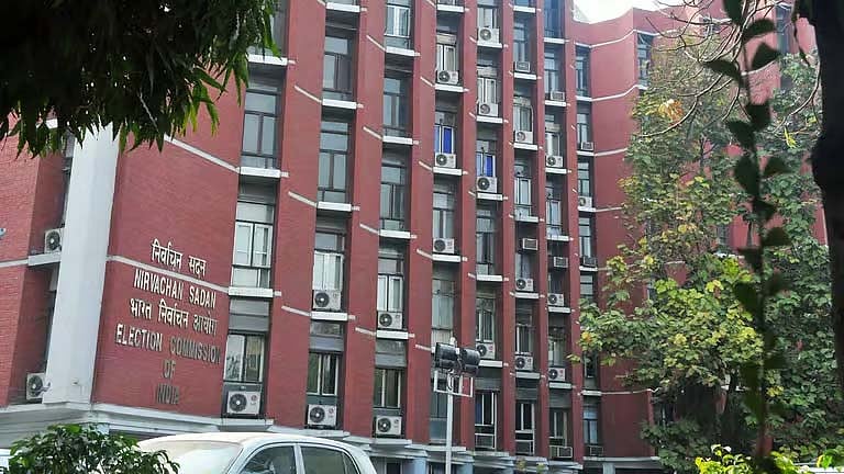 تلنگانہ اسمبلی انتخابات کے لیے 600 سے زیادہ پرچہ نامزدگی مسترد، سب سے زیادہ امیدوار کے سی آر کے خلاف 