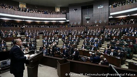 ترک پارلیمان میں کوکاکولا اور نیسلے کے فروخت پر پابندی