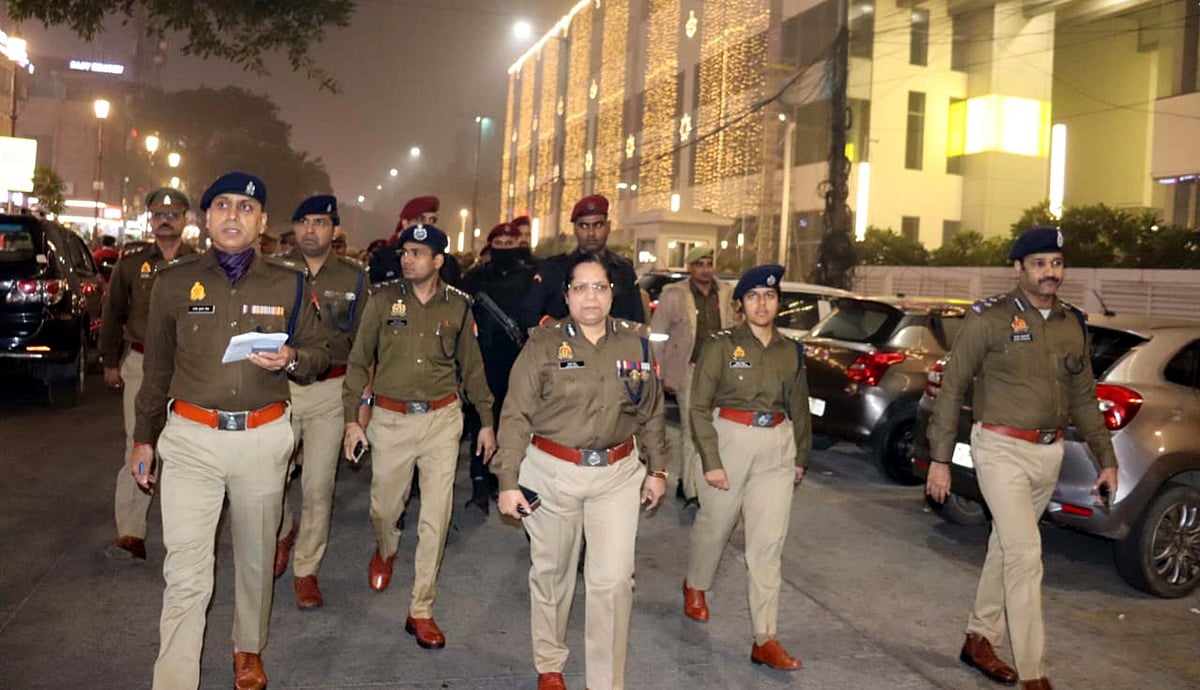 نوئیڈا میں نئے سال کی تقریبات کی تیاریاں مکمل، 300 اہلکار تعینات