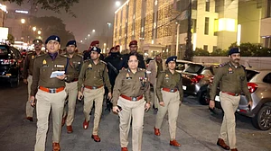 نوئیڈا میں نئے سال کی تقریبات کی تیاریاں مکمل، 300 اہلکار تعینات