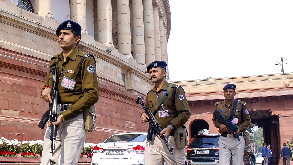 پارلیمنٹ سیکورٹی کی خلاف ورزی کیس میں ریٹائرڈ پولیس افسر کے بیٹے کو حراست میں لیا