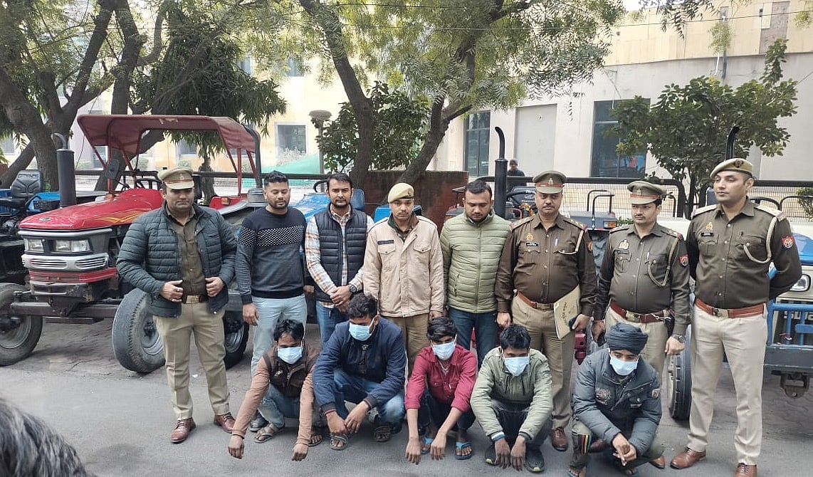 بین ریاستی ’الو گینگ‘ کے 5 بدمعاش گرفتار، چوری شدہ 8 ٹریکٹر برآمد