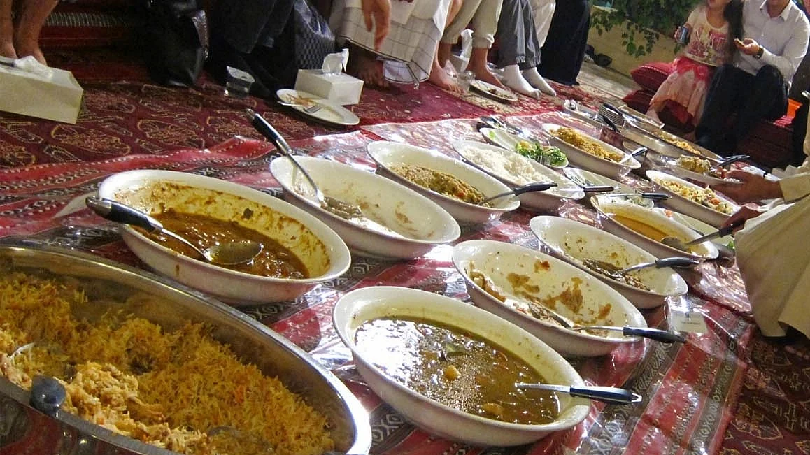 <div class="paragraphs"><p>علامتی تصویر</p></div>