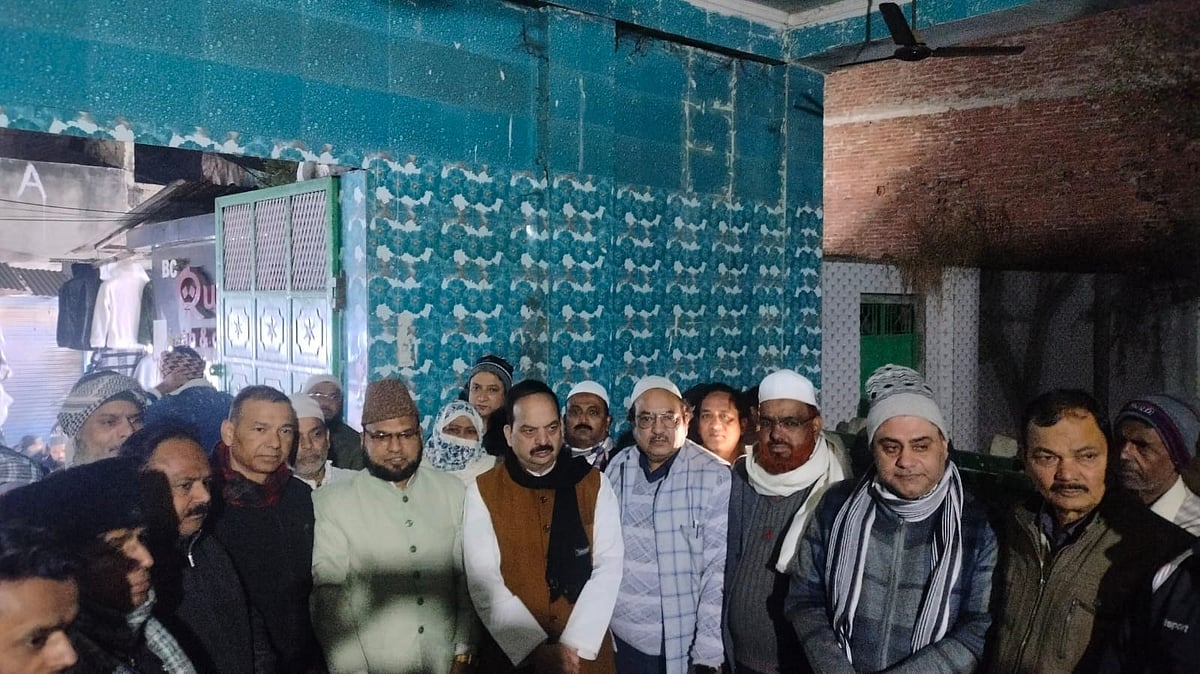 دہلی اقلیتی مالیاتی کارپوریشن کے سابق چیئرمین و معروف سیاسی و سماجی رہنما طارق صدیقی کا حرکت قلب بند ہونے سے انتقال