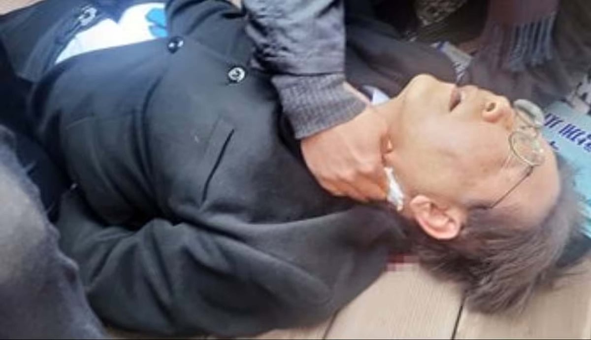 جنوبی کوریا میں اپوزیشن جماعت کے رہنما پر چاقو سے حملہ، حالت تشویش ناک