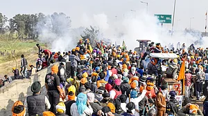 کسان تحریک: دہلی کوچ پر آج فیصلہ کریں گے کسان، مرکزی وزیر مذاکرات کے لیے تیار