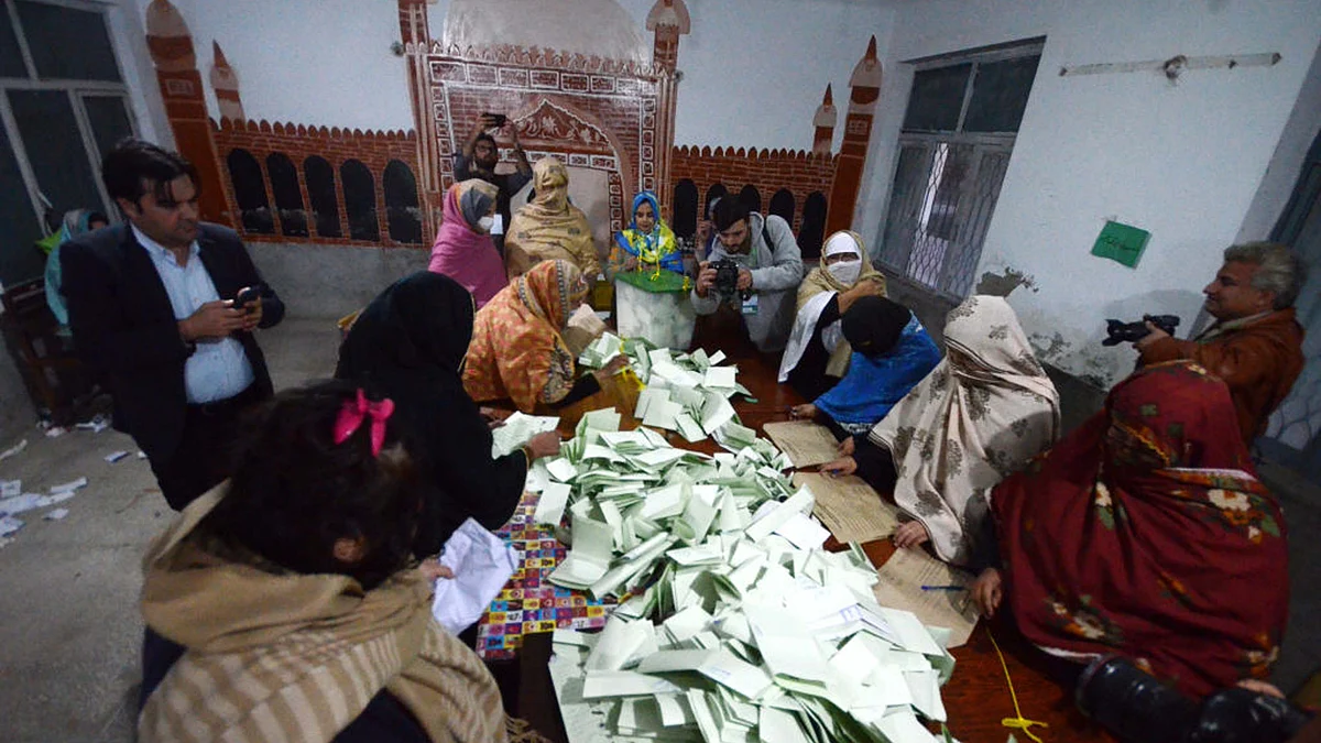 <div class="paragraphs"><p>پاکستان انتخابات / Getty Images</p></div>